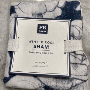 Pottery Barn Teen standard size Winter Rose pillow sham NeW